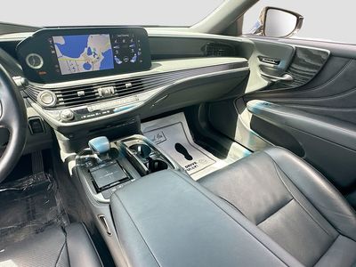 2022 Lexus LS — photo 24 view
