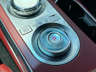 2022 Genesis GV70 - Photo 17