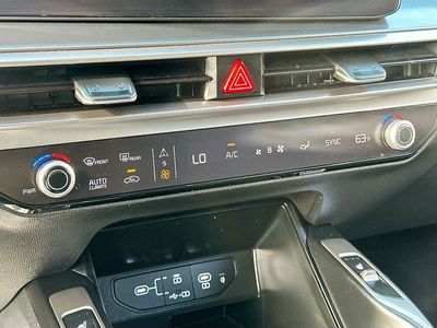 2025 Kia Sorento - Photo 16