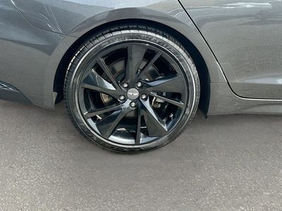 2023 Genesis G70 - Photo 32