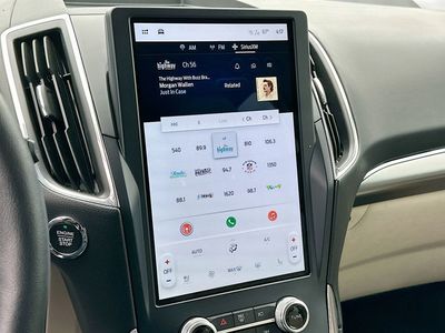2022 Ford Edge - Photo 14