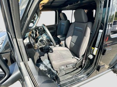 2022 Jeep Wrangler - Photo 21