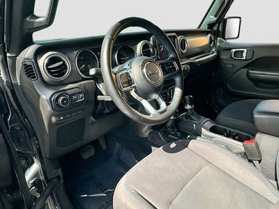2022 Jeep Wrangler - Photo 9