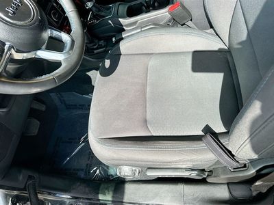 2022 Jeep Wrangler - Photo 20