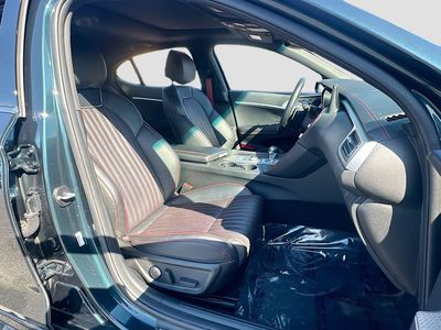 2023 Genesis G70 - Photo 27