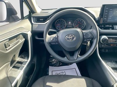 2019 Toyota RAV4 - Photo 16