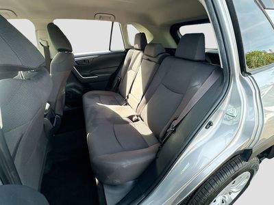 2019 Toyota RAV4 - Photo 18