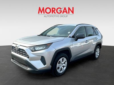 2019 Toyota RAV4 - Photo 2
