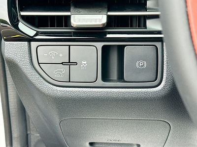 2026 Kia Sportage — photo 10 view