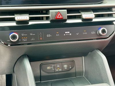 2026 Kia Sportage — photo 16 view