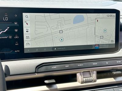 2027 Kia Telluride Hybrid - Photo 13