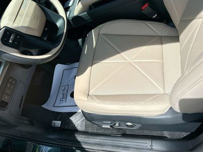2027 Kia Telluride Hybrid - Photo 19
