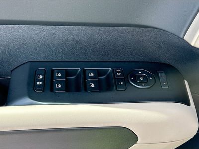2027 Kia Telluride Hybrid - Photo 18