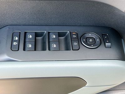 2027 Kia Telluride Hybrid - Photo 18
