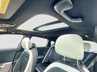 2026 Kia K4 - Photo 21