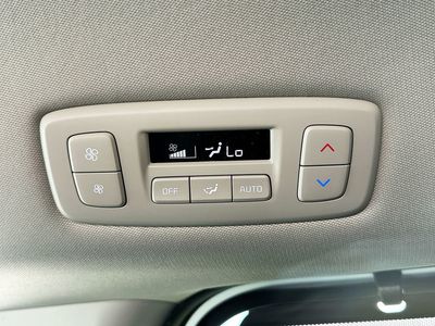 2026 Kia Carnival Hybrid - Photo 25