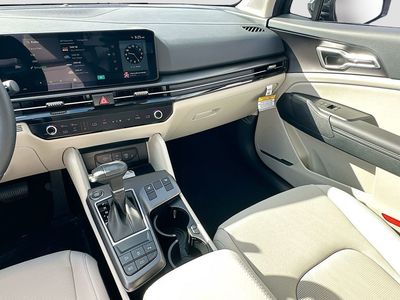 2026 Kia Sportage - Photo 23