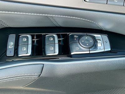 2026 Kia Sorento Hybrid - Photo 18