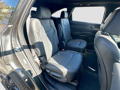 2026 Kia Sorento Hybrid - Photo 29