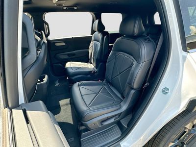 2027 Kia Telluride Hybrid - Photo 25