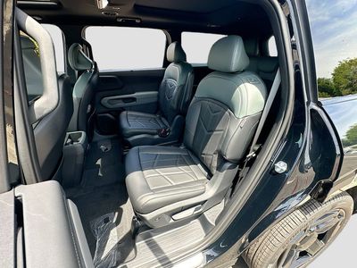 2027 Kia Telluride Hybrid - Photo 26