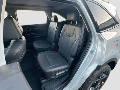 2026 Kia Sorento - Photo 26