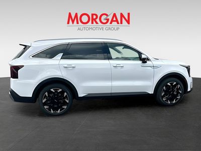2026 Kia Sorento — photo 8 view