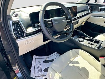 2026 Kia Sorento Hybrid - Photo 9