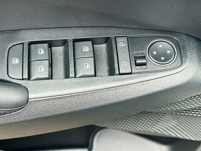 2026 Kia Seltos — photo 18 view