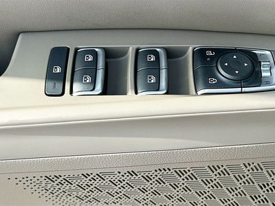 2026 Kia Carnival Hybrid — photo 18 view
