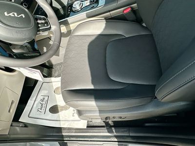 2026 Kia Carnival Hybrid — photo 19 view