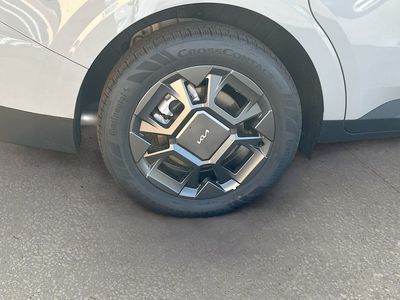2026 Kia Carnival Hybrid — photo 32 view