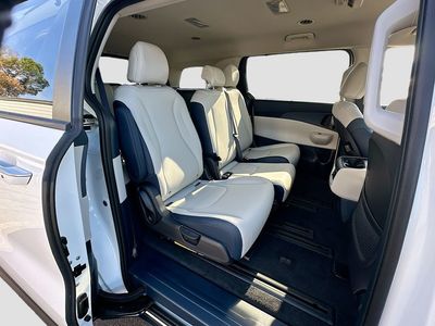 2026 Kia Carnival Hybrid - Photo 28