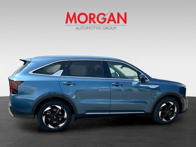 2026 Kia Sorento Hybrid — photo 8 view