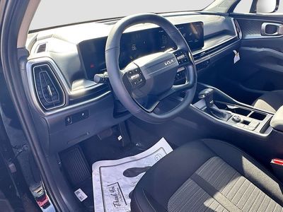 2026 Kia Sorento — photo 9 view