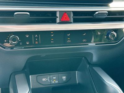 2026 Kia Sorento — photo 15 view