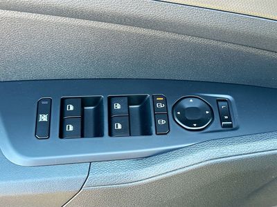 2026 Kia Sportage - Photo 17