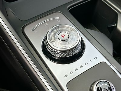 2026 Kia Sorento Hybrid — photo 17 view