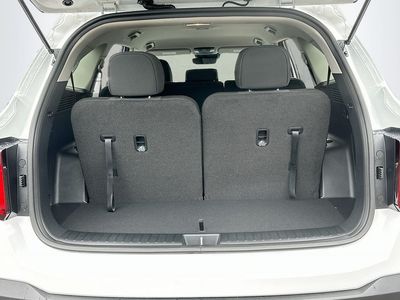 2026 Kia Sorento — photo 23 view