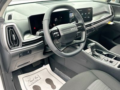 2026 Kia Sorento — photo 9 view