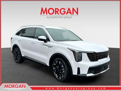 2026 Kia Sorento EX in White — front three-quarter view