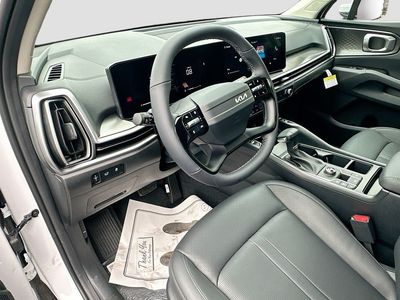 2026 Kia Sorento — photo 9 view
