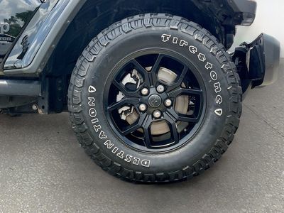 2025 Jeep Gladiator - Photo 28