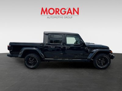 2025 Jeep Gladiator - Photo 8