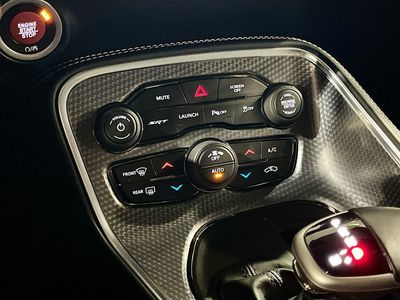 2020 Dodge Challenger - Photo 15