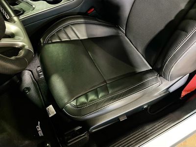 2020 Dodge Challenger - Photo 19