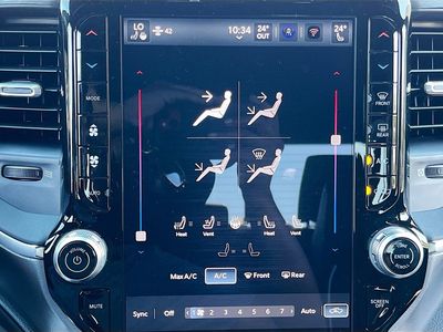 2025 Ram 1500 - Photo 16