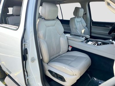 2022 Jeep Wagoneer - Photo 30