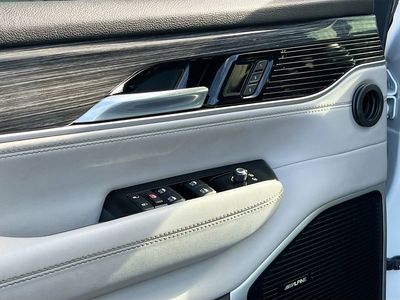 2022 Jeep Wagoneer - Photo 18
