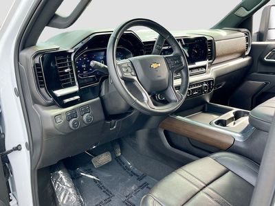 2025 Chevrolet Silverado 2500HD - Photo 9